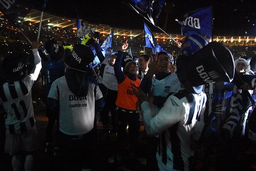 Al terminar el partido ante Brown, todo fue una fiesta. Foto: Lucio Casalla / ElDoce.tv