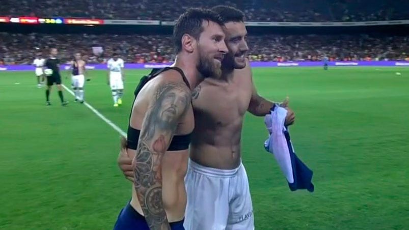 Alan Ruschel y Leo Messi intercambiaron camisetas en el entretiempo.