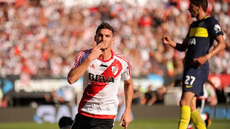 Alario marcó el 2-1 parcial. Foto: Clarín.