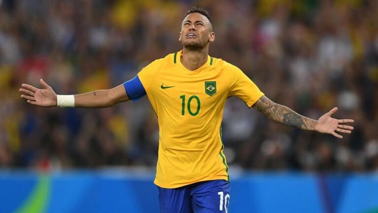 Alarma en Brasil: Neymar será operado y llegaría al límite al mundial