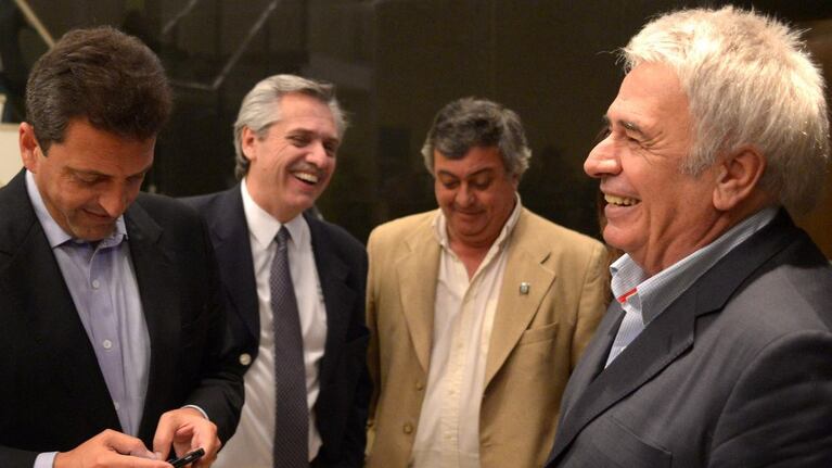 Alberto Fernández calificó a De la Sota como un "amigo".