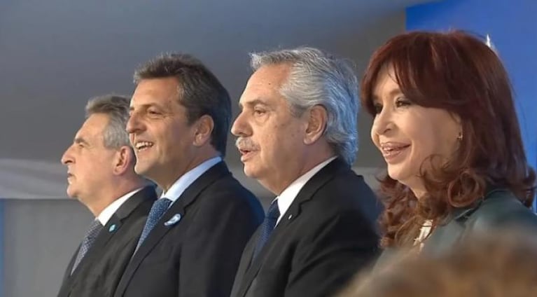 Alberto Fernández, Cristina Kirchner y Sergio Massa inauguraron el gasoducto Néstor Kirchner