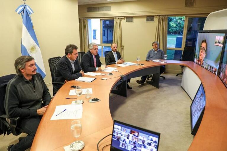 Alberto Fernández dialogó con los jefes de bloque de Diputados: el pedido de Mario Negri