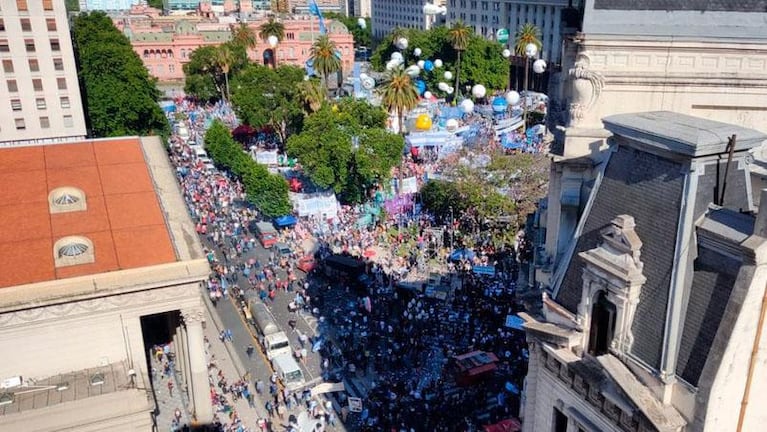 Alberto Fernández en Plaza de Mayo: "El triunfo no es vencer, sino nunca darse por vencido"