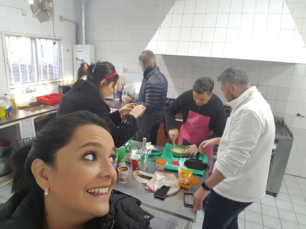 Ale Bellini fue la encargada de las fotos, mientras los cocineros hacían lo suyo.