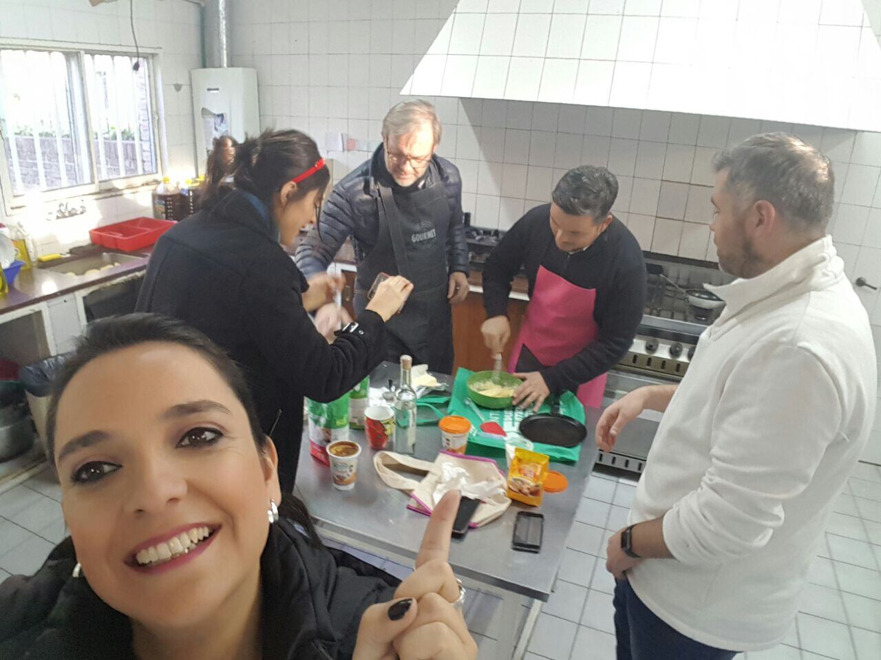 Ale Bellini fue la encargada de las fotos, mientras los cocineros hacían lo suyo.