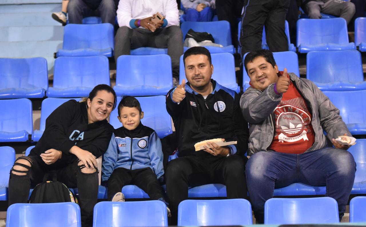 Alegría Pirata: el Celeste goleó y sueña con quedarse en Primera. / Foto: Lucio Casalla ElDoce.tv