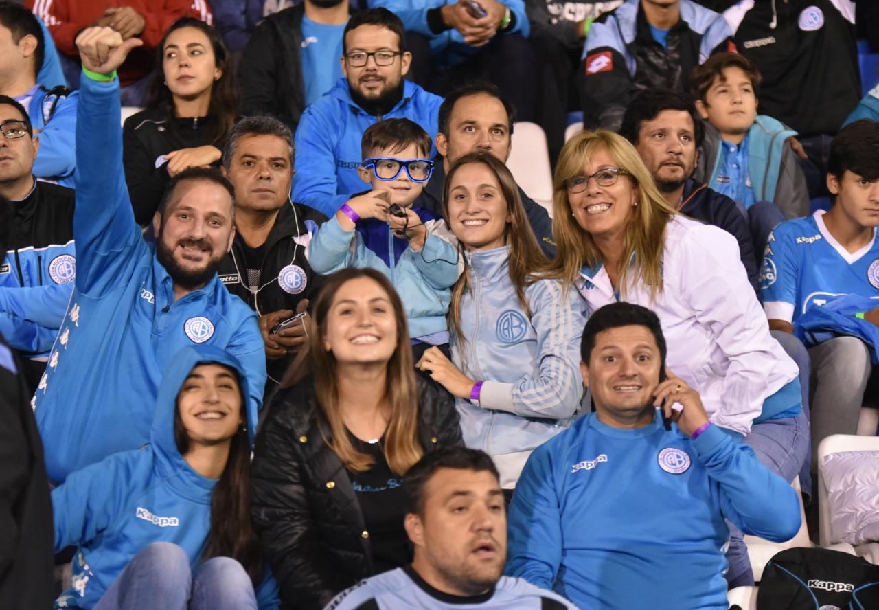 Alegría Pirata: el Celeste goleó y sueña con quedarse en Primera. / Foto: Lucio Casalla ElDoce.tv