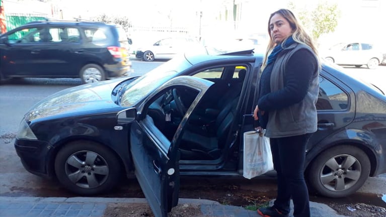 Alejandra, la dueña del auto atacado. Fotos: ElDoce.tv