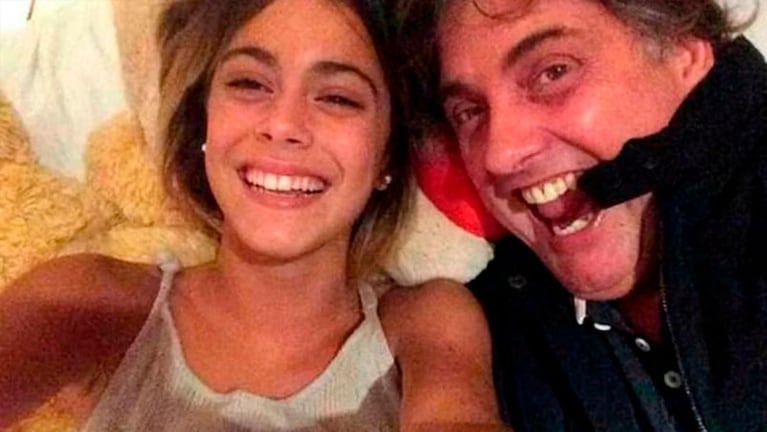 Alejandro Stoessel junto a su hija, Tini. 