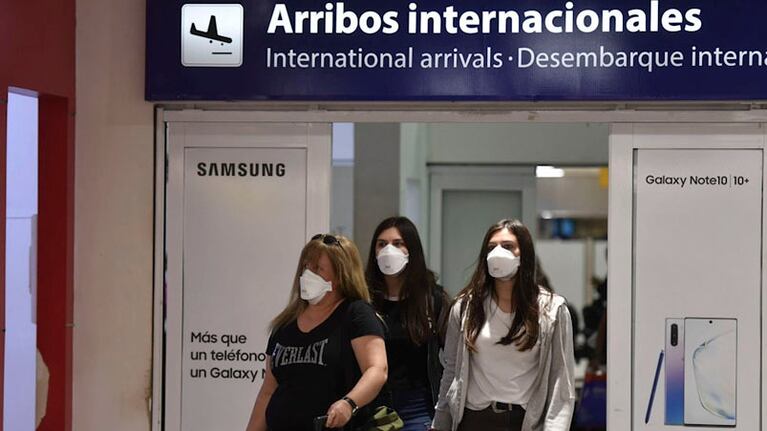 Alerta máxima ante la aparición de la cepa mutada de Covid-19.