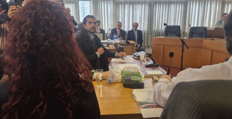 Alexa y Oscar González, a pocos metros en la primera audiencia del juicio.