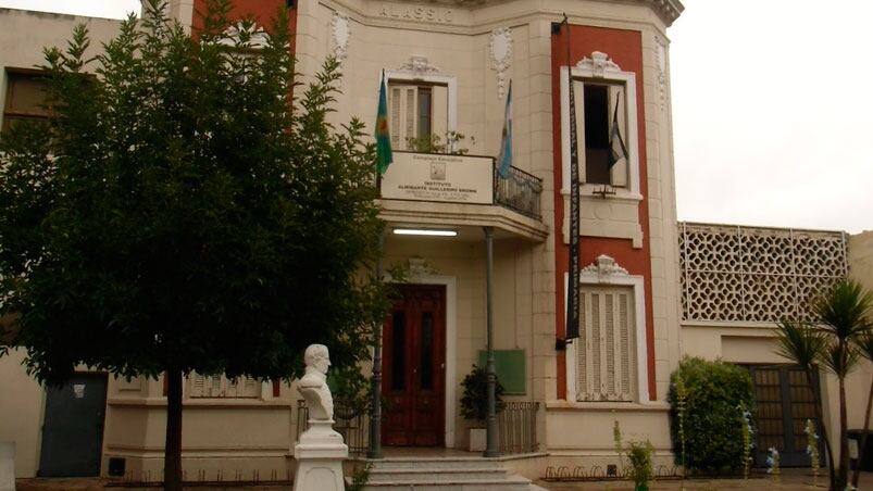 Algunos niños estudiaban en el Instituto Almirante Brown de Haedo.