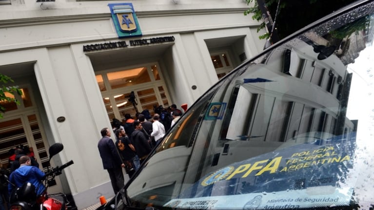 Algunos operativos se centraron en las dos sedes de la AFA.