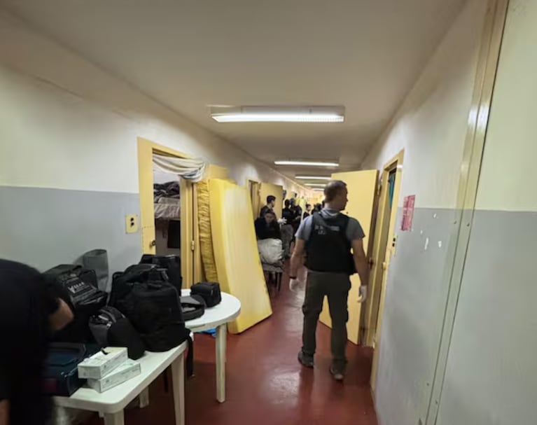 Allanamiento en la cárcel de Villa María. (Imagen: gentileza).