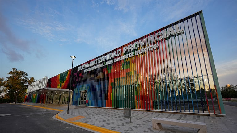 Allanaron la Nueva Maternidad Provincial y secuestraron historias clínicas tras la denuncia por mala praxis