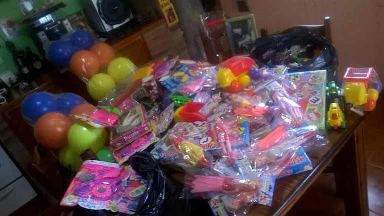 Alta Gracia: la pelota de Llaryora entre los regalos para los niños