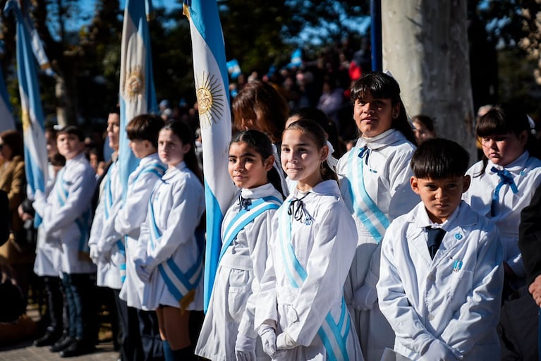 Alumnos de cuarto grado prometieron lealtad a la Bandera.