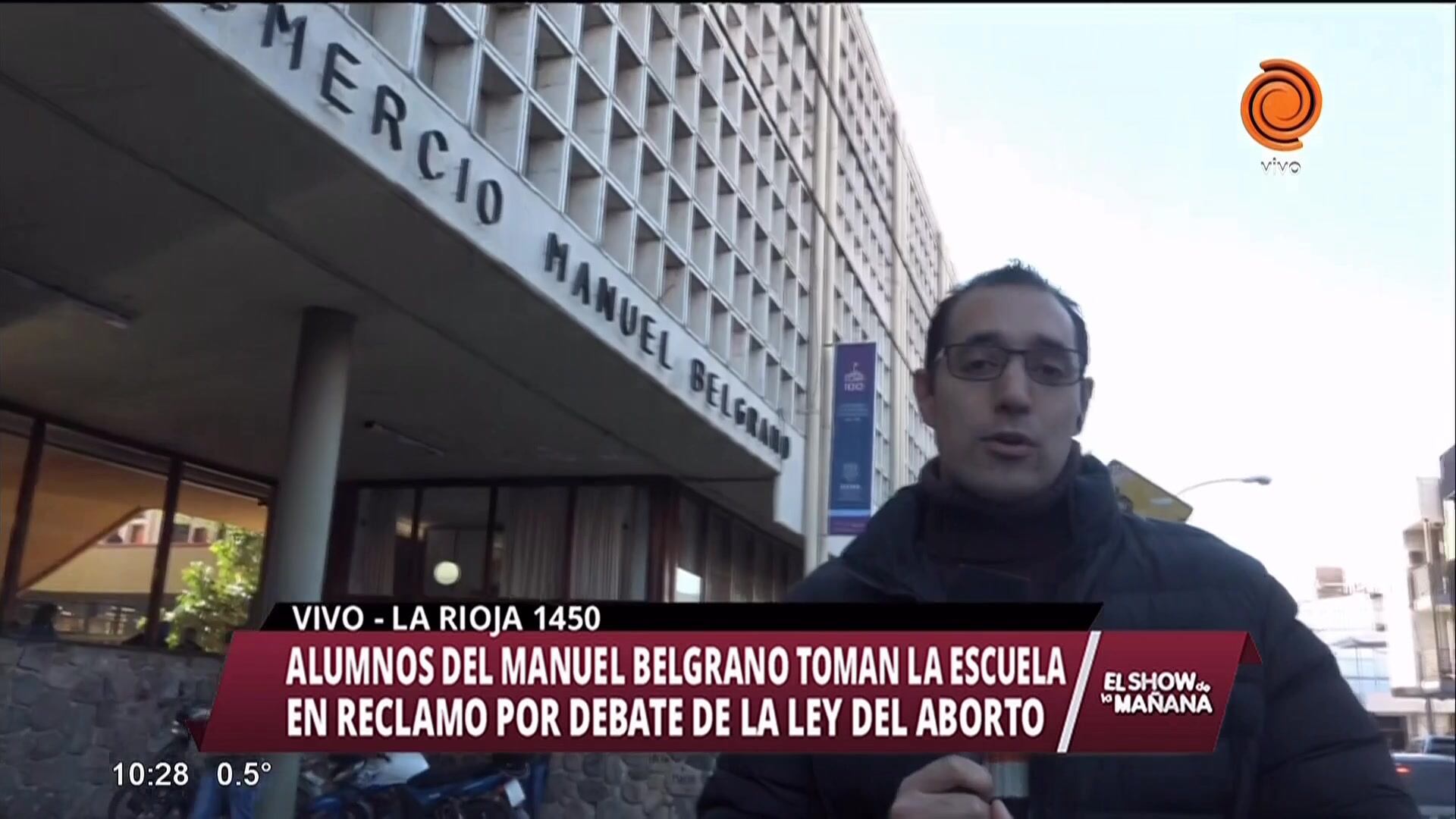 Alumnos toman escuela por despenalización del aborto
