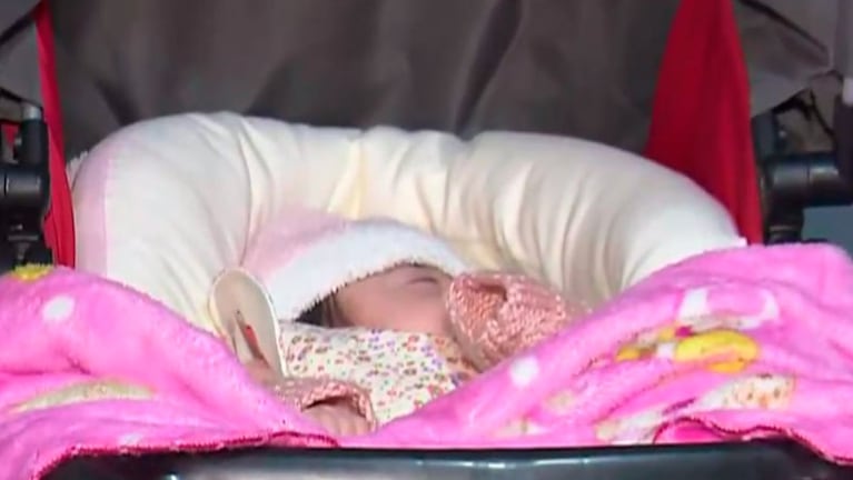Amira nació por cesárea a las 32 semanas en abril.