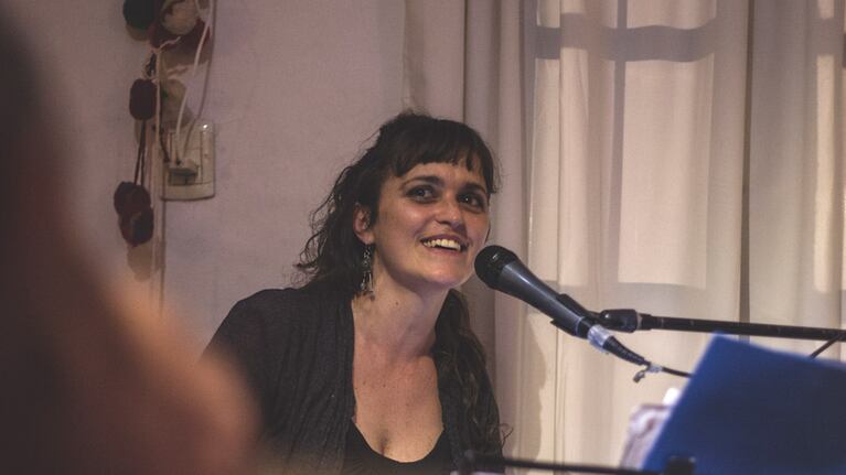 Ana Laura Bertora dice presente en el ciclo Músicos produciendo.