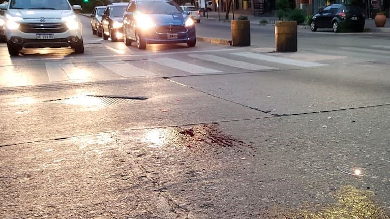 Analizan las cámaras de seguridad para dar con el automovilista.
