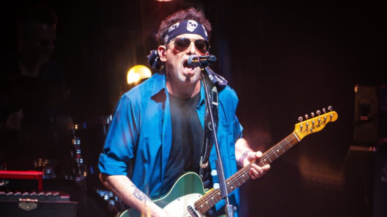 Andrés Calamaro regresa a Córdoba pata presentarse en Plaza de la Música. Entrevista con Eldoce.tv (Imagen: gentileza Clarín).