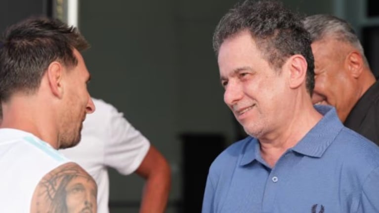 Andrés Calamaro visitó a Lionel Messi, Chiqui Tapia y toda la Selección