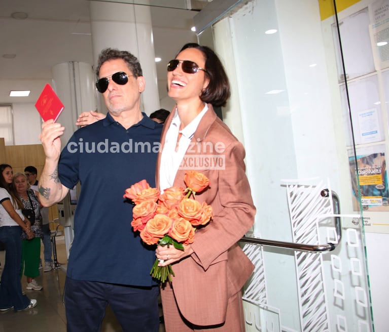 Andrés Calamaro y Natalí Franco se casaron por Civil. (Foto: Movilpress)