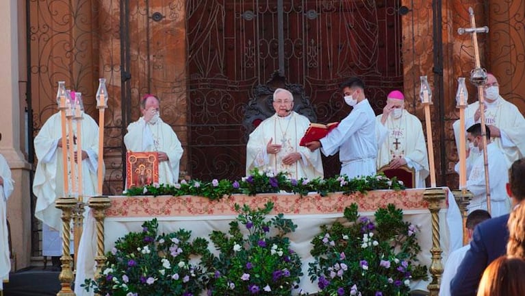 Ángel Rossi asumió como nuevo arzobispo de Córdoba 