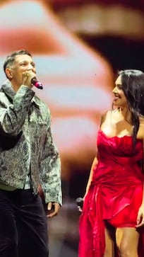 Ángela Leiva brilló en su primer Movistar Arena e invitó a Euge Quevedo y Chino Herrera