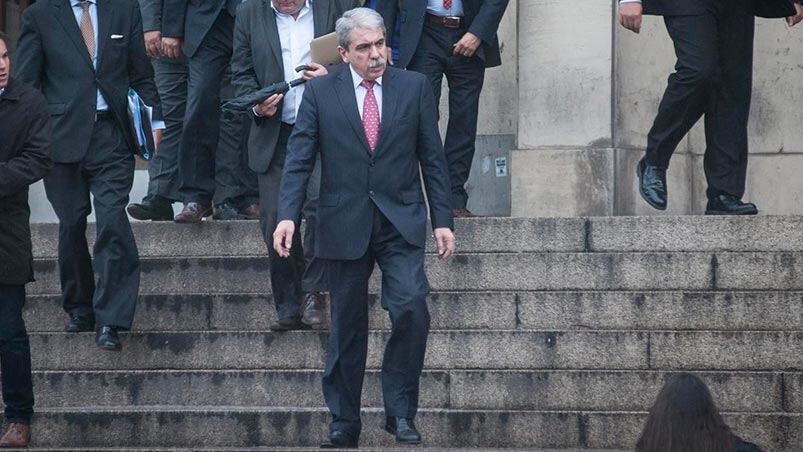 Aníbal continuará dando explicaciones en la Justicia. Foto: Clarín.