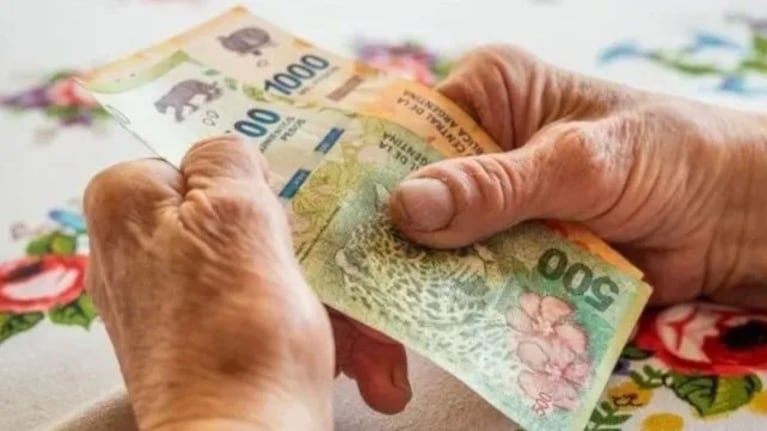 Anses: cuándo cobran el aguinaldo de junio los jubilados y pensionados