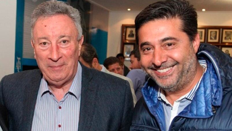 Antes aliados, ahora separados. Segura y Angelici rompieron en AFA.