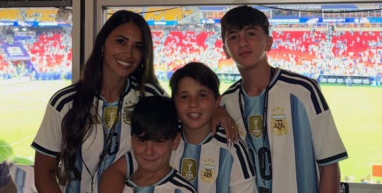 Antonela publicó fotos y un mensaje para Messi.