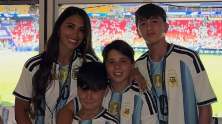 Antonela publicó fotos y un mensaje para Messi.