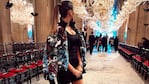 Antonela Roccuzzo, invitada de lujo al desfile que se realizó en el Louvre.