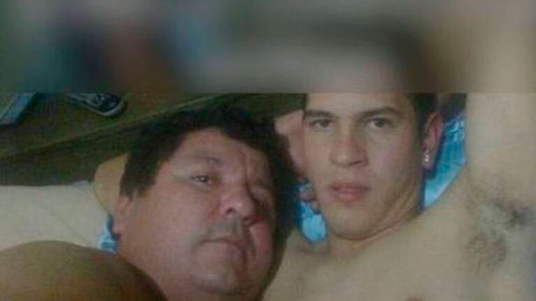 Antonio González Y Bernardo Gabriel Caballero, íntimos en la cama.