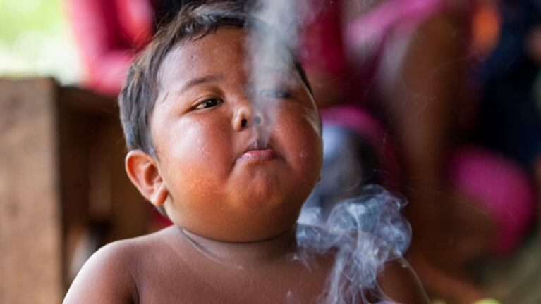 Ardi Rizal cuando era adicto al tabaco.