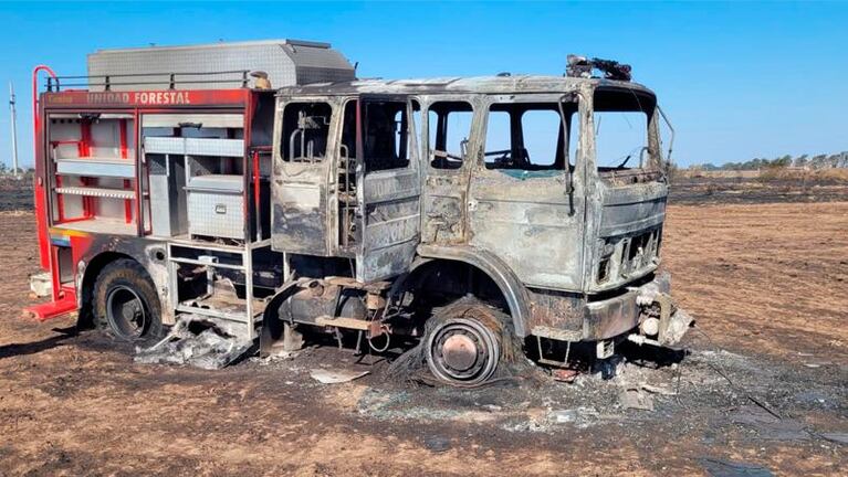 Ardua lucha contra el fuego durante la noche en Córdoba