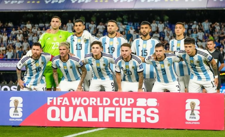 Argentina cayó ante Uruguay en La Bombonera y perdió el invicto
