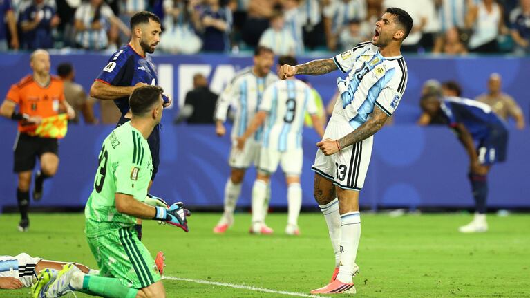 Argentina sufrió ante Cabo Verde y pasó a octavos. Reuters/Nathan Ray Seebeck