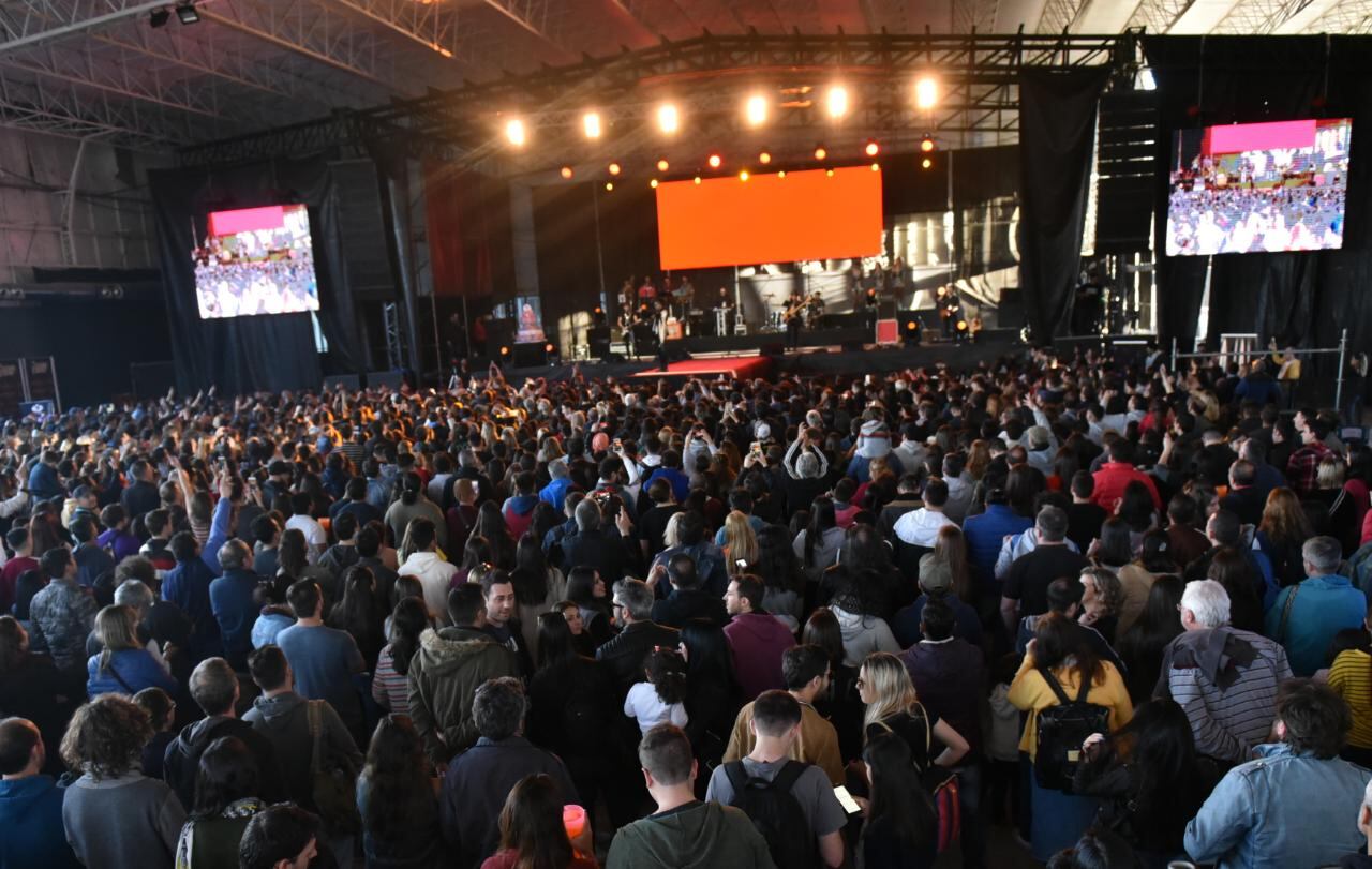 Arriba Córdoba festejó sus 15 años con una multitud y el homenaje a Cerati en el Quality. / Foto: Lucio Casalla ElDoce.tv