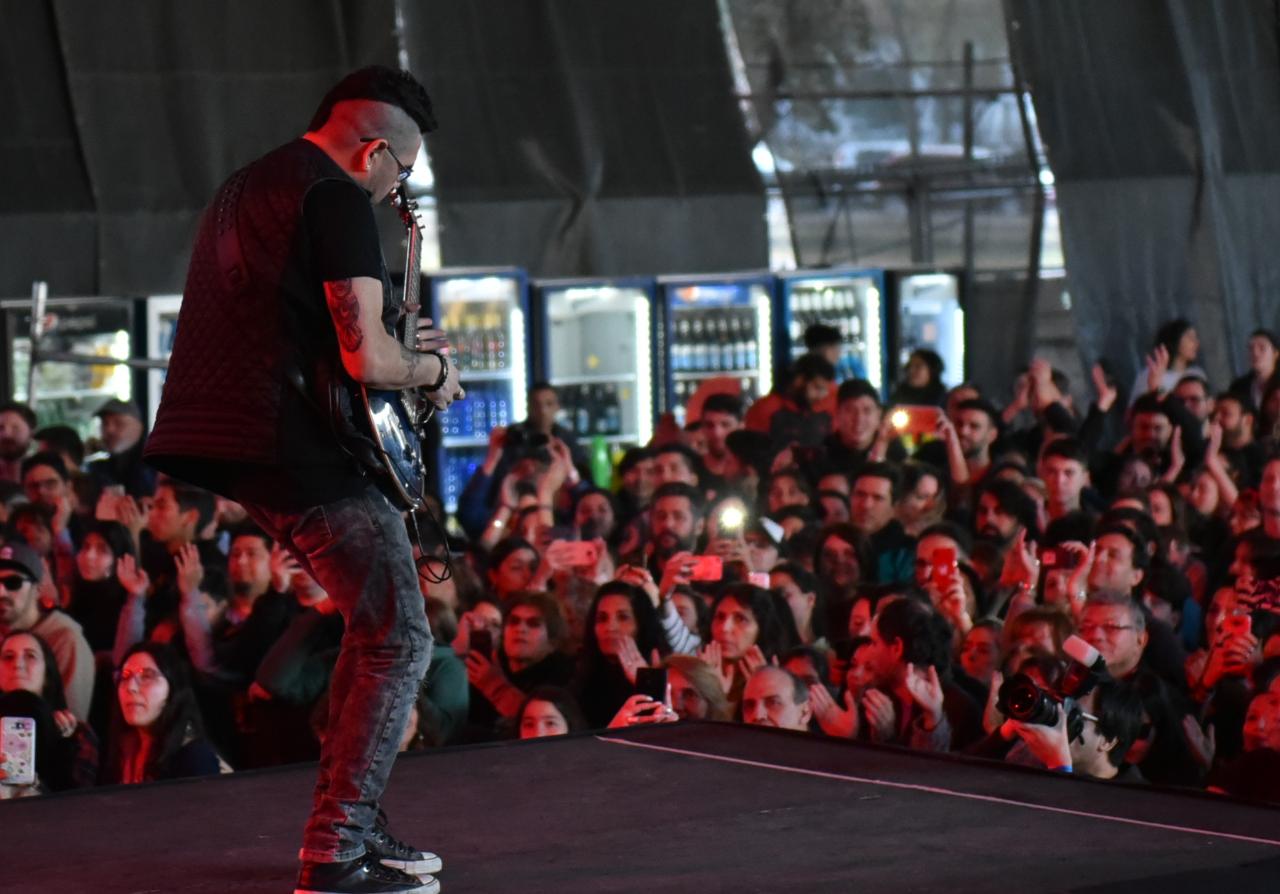 Arriba Córdoba festejó sus 15 años con una multitud y el homenaje a Cerati en el Quality. / Foto: Lucio Casalla ElDoce.tv