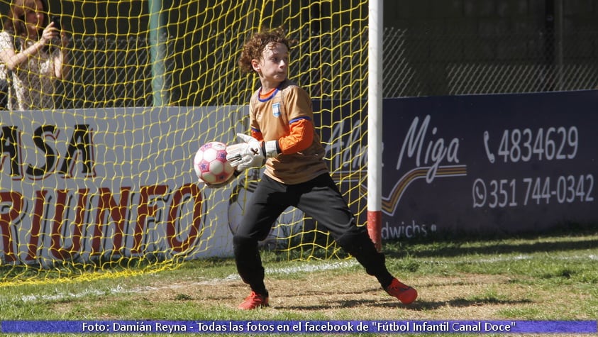 Arroyito le ganó 2-0 a Tío Pujio y el Instituto Peña goleó 5-0 a Israelita San Martín.