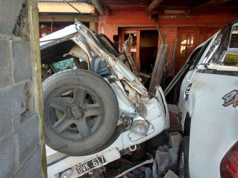 Arroyo de los Patos: robó una camioneta y se estrelló contra una casa