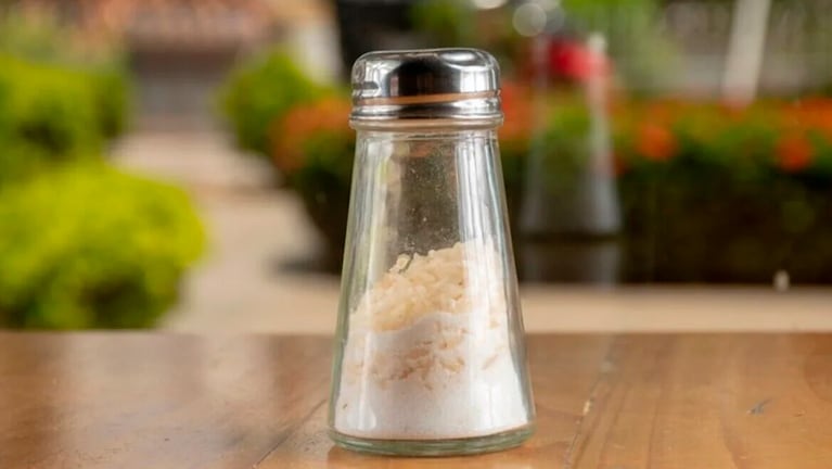 Arroz en la sala, la solución más efectiva ante la humedad.