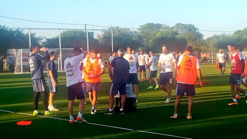 Así entrenaba la Selección en Villa Esquiú. Foto: Twitter @Argentina.