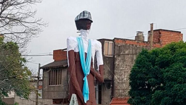 Así es el muñeco de la polémica.