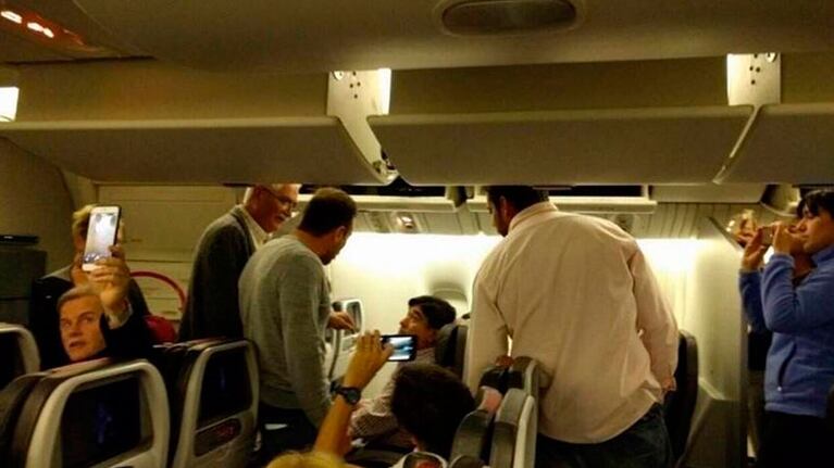 Así fue el tenso momento que vivió Carlos Zannini arriba del avión.